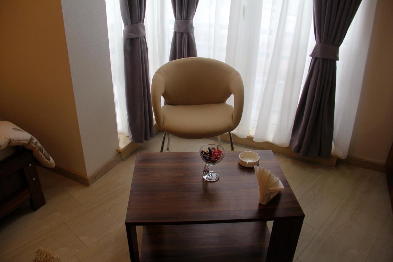 Moon Light Hotel Tbilisi Eksteriør billede