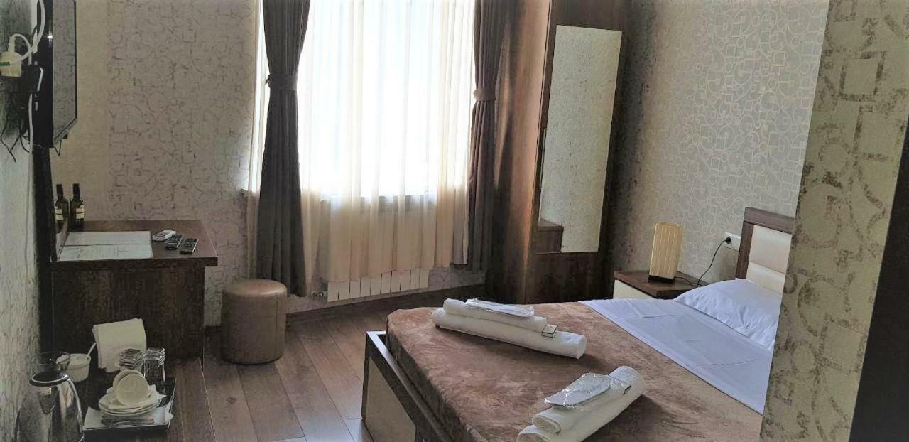 Moon Light Hotel Tbilisi Eksteriør billede